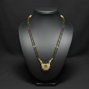 Surya Black Beads (S)