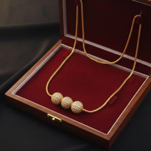 White Beads Naan thaadu (L)